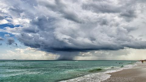 Storm aheading from the sea to the shore