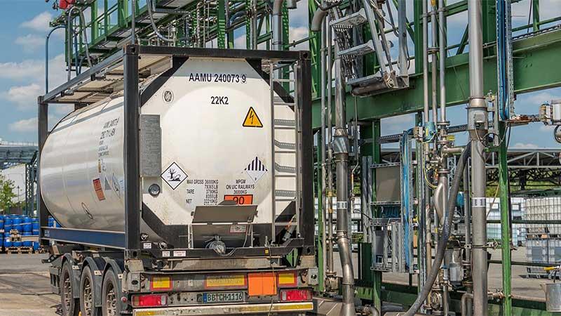 Tank offloading