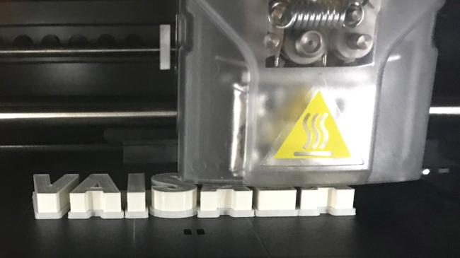 3D printing a Vaisala logo